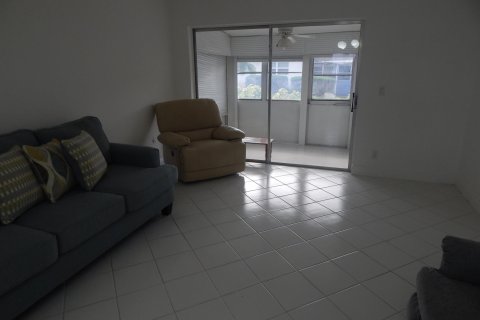 Villa ou maison à vendre à West Palm Beach, Floride: 1 chambre, 61.41 m2 № 1007633 - photo 17