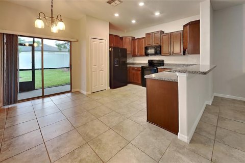 Townhouse in Tampa, Florida 2 bedrooms, 143.81 sq.m. № 1298893 - photo 13