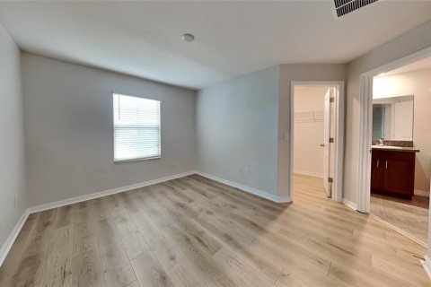 Touwnhouse à vendre à Tampa, Floride: 2 chambres, 143.81 m2 № 1298893 - photo 10