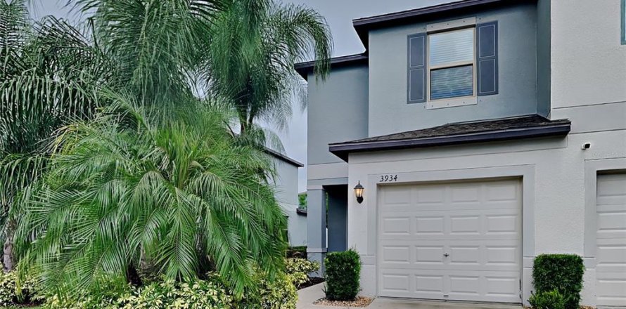 Townhouse in Tampa, Florida 2 bedrooms, 143.81 sq.m. № 1298893