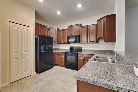 Adosado en venta en Tampa, Florida, 2 dormitorios, 143.81 m2 № 1298893 - foto 4