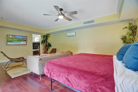 Casa en venta en Oakland Park, Florida, 5 dormitorios, 201.69 m2 № 1206127 - foto 17