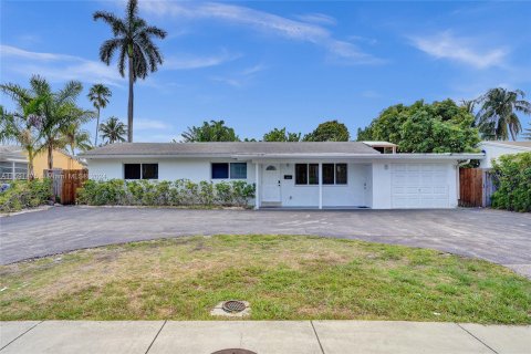 House in Oakland Park, Florida 5 bedrooms, 201.69 sq.m. № 1206127 - photo 2