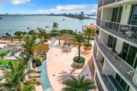 Copropriété à vendre à Miami, Floride: 6 pièces, 46.73 m2 № 1387115 - photo 30