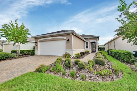 Villa ou maison à vendre à DeLand, Floride: 2 chambres, 140 m2 № 1387114 - photo 1