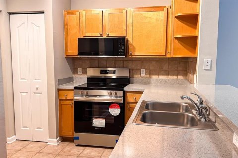 Condo in Tampa, Florida, 1 bedroom  № 1394510 - photo 5