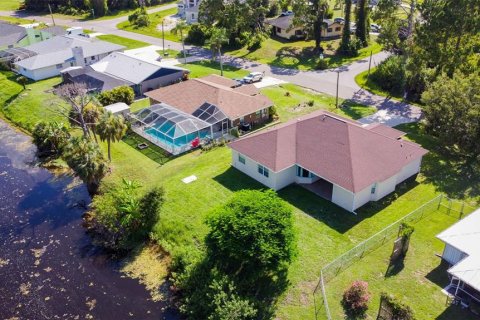 Villa ou maison à vendre à North Port, Floride: 3 chambres, 183.76 m2 № 1285299 - photo 3