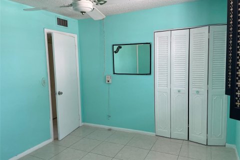 Copropriété à vendre à Lauderdale Lakes, Floride: 2 chambres, 94.85 m2 № 1180252 - photo 7