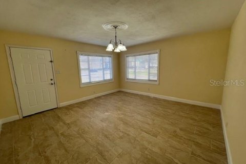 Immobilier commercial à louer à Tampa, Floride: 108.88 m2 № 865519 - photo 12