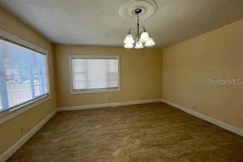 Immobilier commercial à louer à Tampa, Floride: 108.88 m2 № 865519 - photo 13