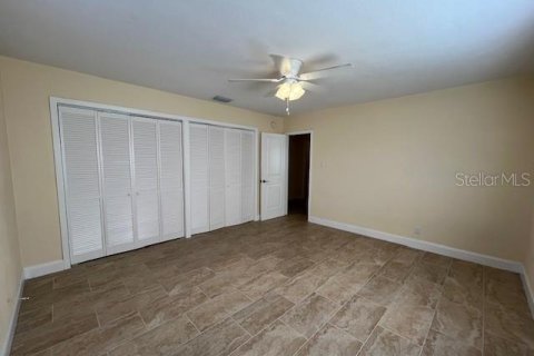 Propiedad comercial en alquiler en Tampa, Florida, 108.88 m2 № 865519 - foto 5