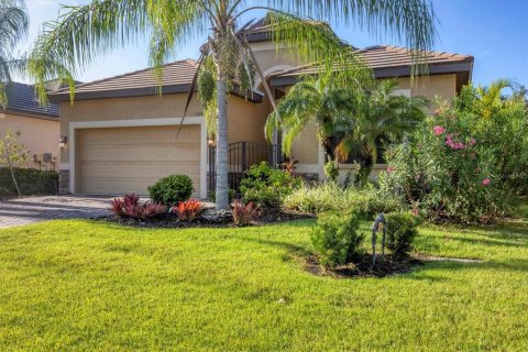 Villa ou maison à vendre à Bradenton, Floride: 2 chambres, 190.64 m2 № 1346168 - photo 2