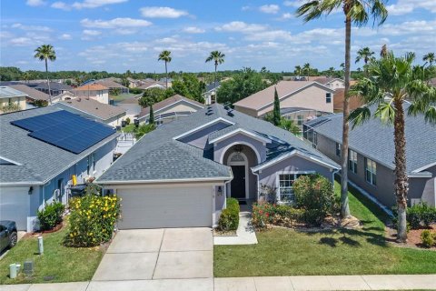 House in Davenport, Florida 4 bedrooms, 193.61 sq.m. № 1346075 - photo 1