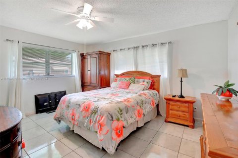 Condo in Plantation, Florida, 2 bedrooms  № 1353914 - photo 19