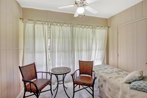 Condo in Plantation, Florida, 2 bedrooms  № 1353914 - photo 18