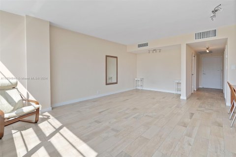 Copropriété à vendre à Miami Beach, Floride: 55 m2 № 1353913 - photo 6