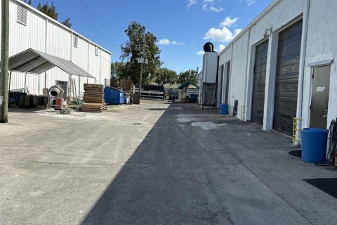 Commercial property in Dania Beach, Florida № 874681 - photo 26
