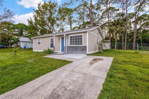 Villa ou maison à vendre à Palm Bay, Floride: 3 chambres, 97.83 m2 № 872595 - photo 22