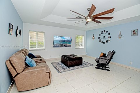 House in Boca Raton, Florida 3 bedrooms, 186.08 sq.m. № 1355028 - photo 24