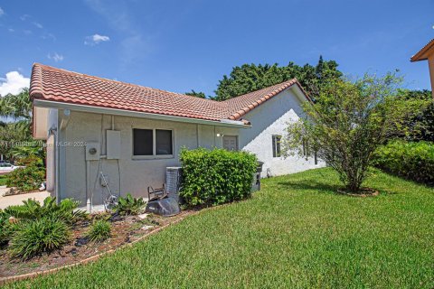 House in Boca Raton, Florida 3 bedrooms, 186.08 sq.m. № 1355028 - photo 6