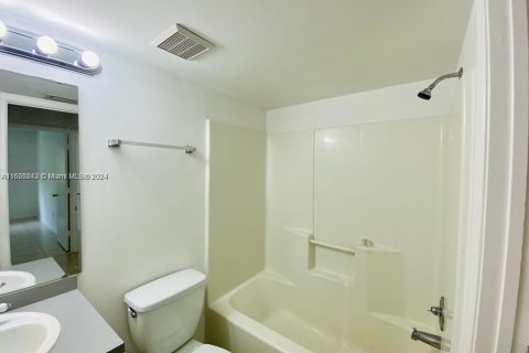 Condominio en venta en Hollywood, Florida, 1 dormitorio, 61.22 m2 № 1380629 - foto 8