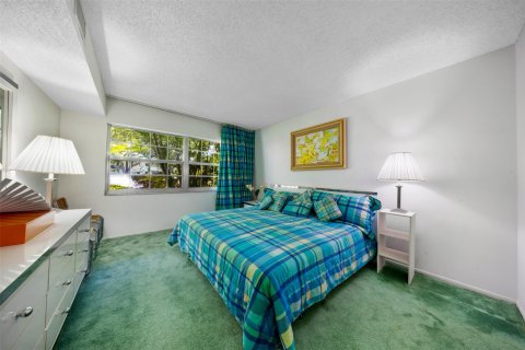 Condo in Pompano Beach, Florida, 3 bedrooms  № 1174749 - photo 8