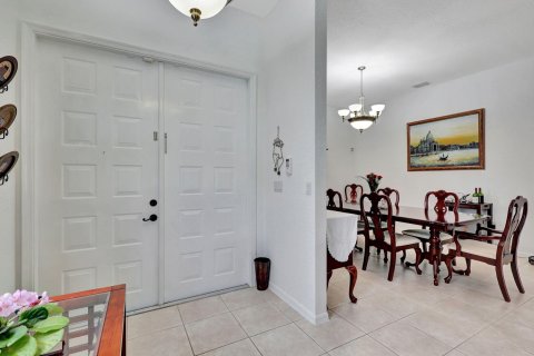 Casa en venta en Royal Palm Beach, Florida, 5 dormitorios, 315.96 m2 № 1174797 - foto 13