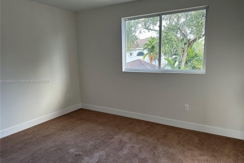 Casa en venta en Dania Beach, Florida, 5 dormitorios № 853873 - foto 8