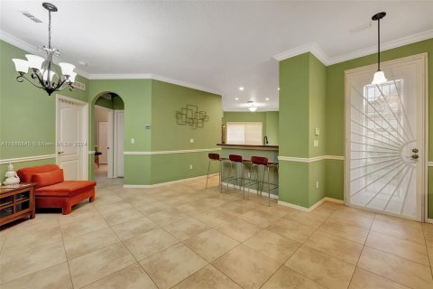 House in Port St. Lucie, Florida 3 bedrooms, 142.33 sq.m. № 1427442 - photo 4