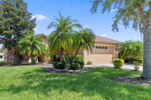 Villa ou maison à vendre à Kissimmee, Floride: 2 chambres, 149.94 m2 № 1334339 - photo 2