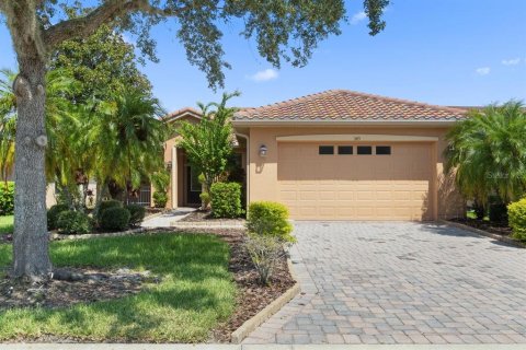 Villa ou maison à vendre à Kissimmee, Floride: 2 chambres, 149.94 m2 № 1334339 - photo 4