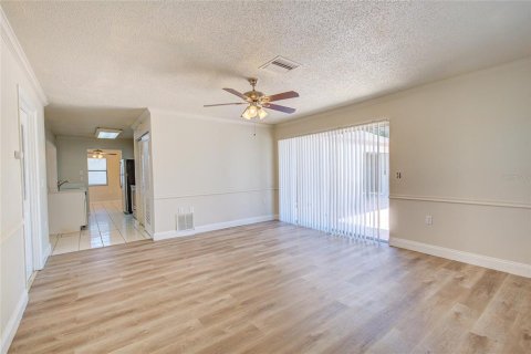 Casa en venta en New Port Richey, Florida, 3 dormitorios, 153.57 m2 № 1279820 - foto 27