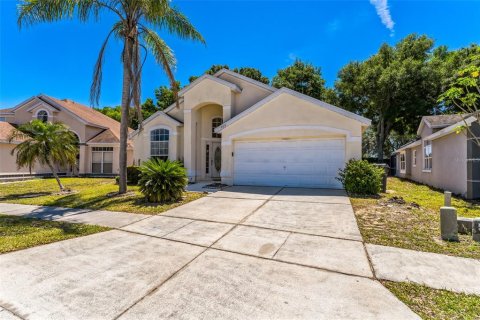 House in Davenport, Florida 4 bedrooms, 174.84 sq.m. № 1124862 - photo 1