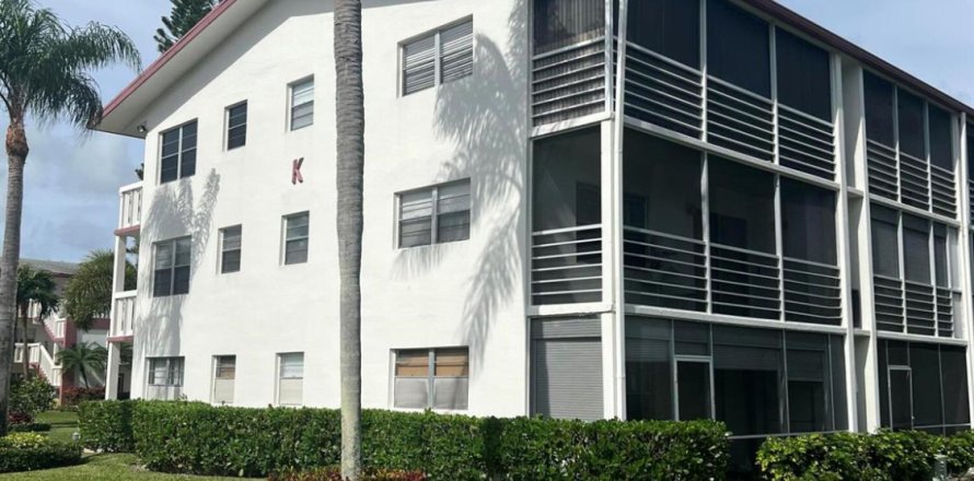 Condominio en Boca Raton, Florida, 2 dormitorios  № 892227
