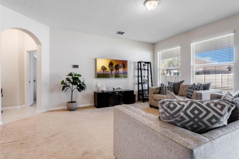 Casa en venta en Orlando, Florida, 7 dormitorios, 436.08 m2 № 1091081 - foto 12