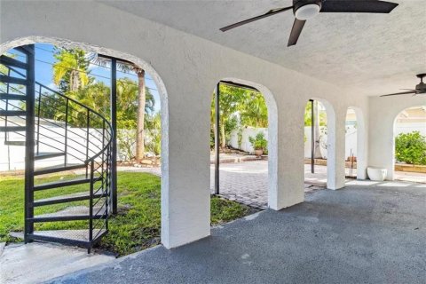 Villa ou maison à vendre à Redington Beach, Floride: 4 chambres, 214.6 m2 № 1344763 - photo 19