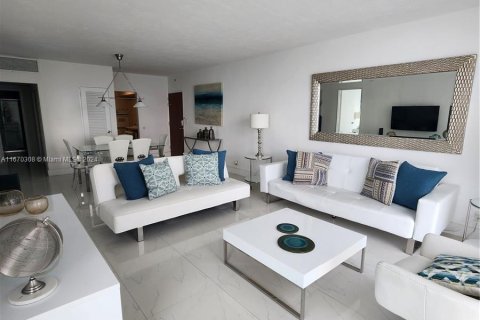 Condominio en venta en Hollywood, Florida, 2 dormitorios, 108.97 m2 № 1391782 - foto 7