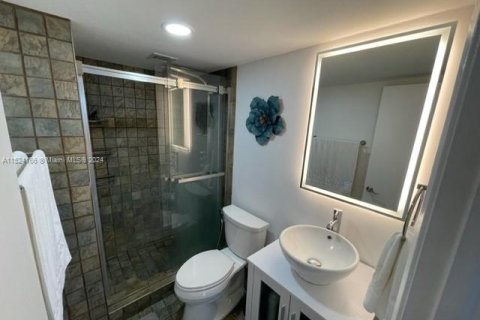 Купить кондоминиум в Авентура, Флорида 2 спальни, 113.34м2, № 981352 - фото 15