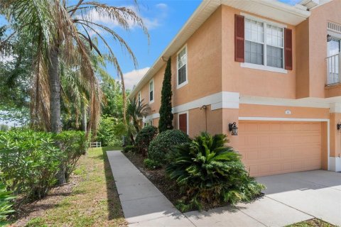 Condo in New Port Richey, Florida, 3 bedrooms  № 1108378 - photo 1