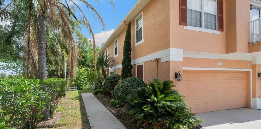 Condominio en New Port Richey, Florida, 3 dormitorios  № 1108378