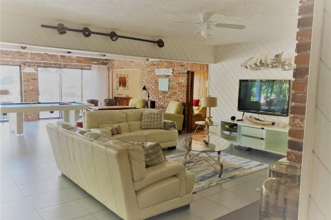 Casa en alquiler en Fort Lauderdale, Florida, 5 dormitorios, 264.86 m2 № 750582 - foto 24