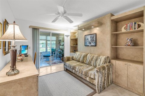 Condo in Deerfield Beach, Florida, 2 bedrooms  № 1374265 - photo 21