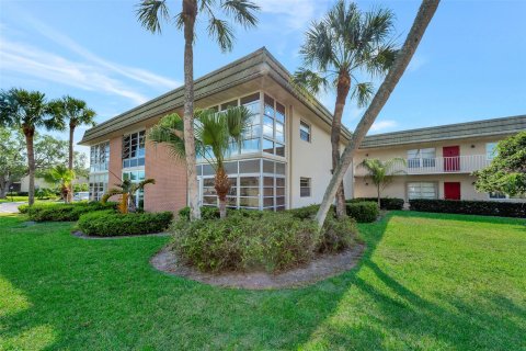 Condominio en venta en Vero Beach, Florida, 1 dormitorio, 69.68 m2 № 1141184 - foto 25