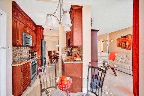 Copropriété à vendre à Lauderhill, Floride: 2 chambres, 130.71 m2 № 919310 - photo 10