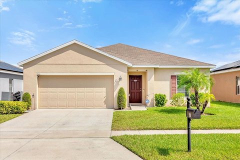 Casa en venta en Winter Haven, Florida, 4 dormitorios, 158.21 m2 № 1349078 - foto 1