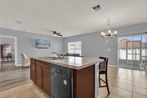 Casa en venta en Winter Haven, Florida, 4 dormitorios, 158.21 m2 № 1349078 - foto 16