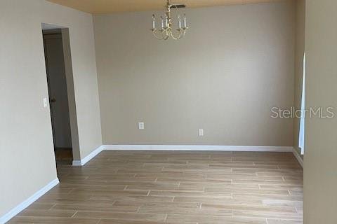 House in Spring Hill, Florida 3 bedrooms, 218.88 sq.m. № 1347542 - photo 13