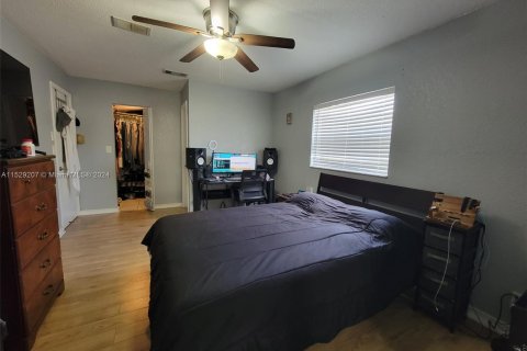 Casa en venta en Deerfield Beach, Florida, 2 dormitorios, 123.19 m2 № 1000558 - foto 19
