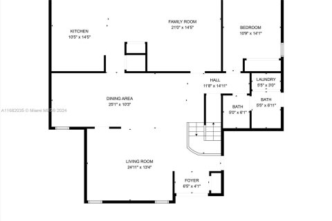 House in Miami, Florida 5 bedrooms, 237.27 sq.m. № 1413704 - photo 3