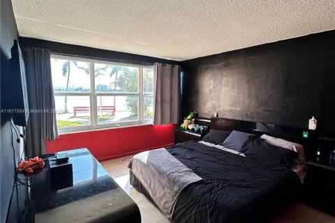 Condominio en venta en Miami, Florida, 1 dormitorio, 78.6 m2 № 1406192 - foto 10